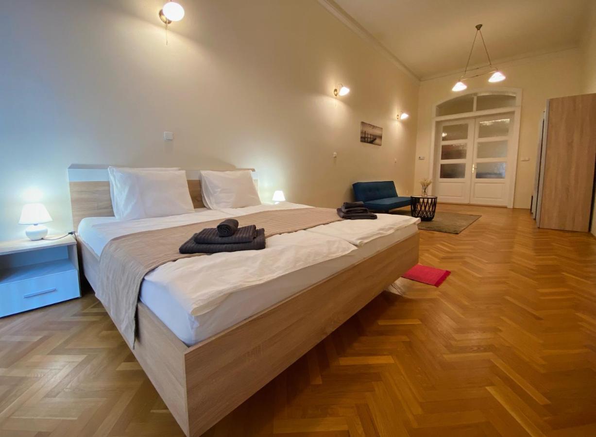 Luxury Vincents Apartments Košice Extérieur photo