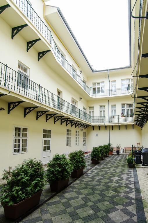 Luxury Vincents Apartments Košice Extérieur photo