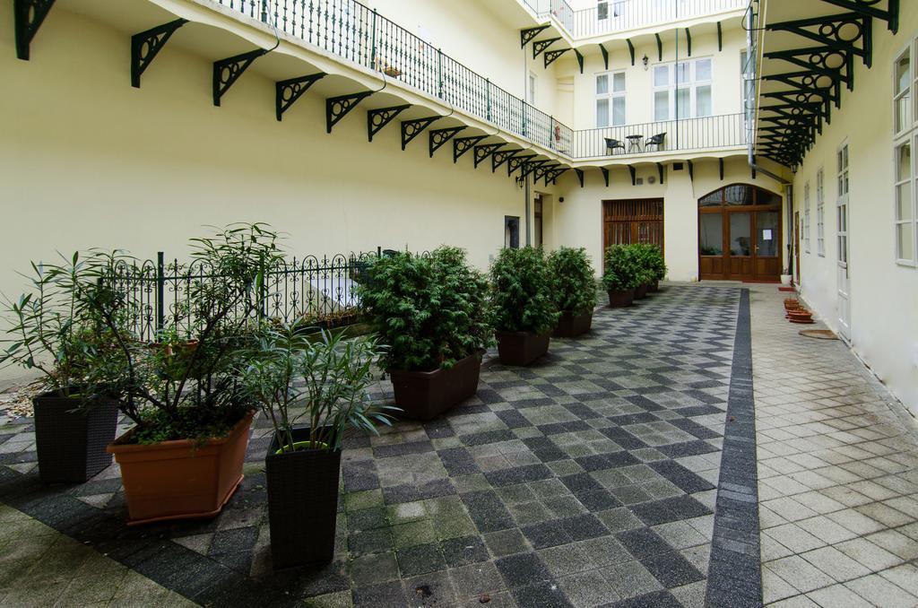 Luxury Vincents Apartments Košice Extérieur photo