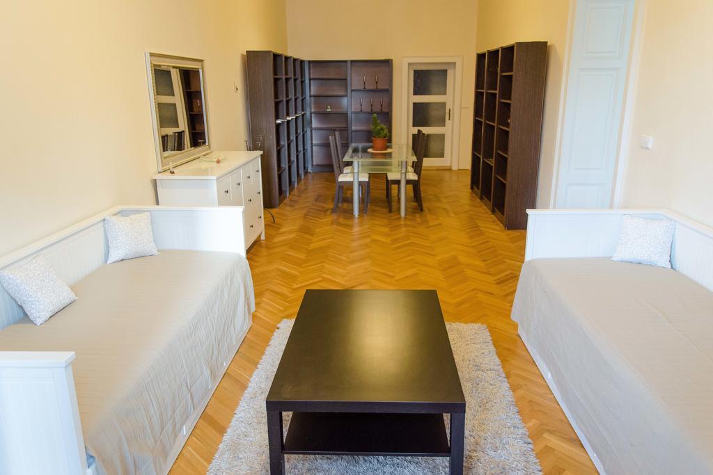 Luxury Vincents Apartments Košice Extérieur photo